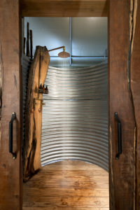 outdoor_shower_room_Nyamatusi_Camp_Mana_Pools_African_Bush_Camps